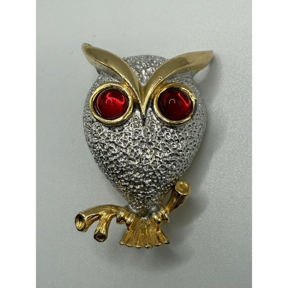 Vintage Perched Owl Brooch Pin Gold and Silver Tone Red Glass Cabochon Eyes - Picture 9 of 10